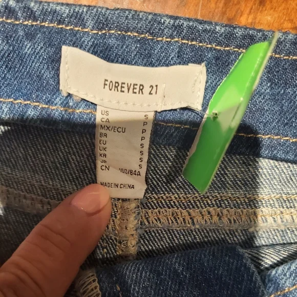 Forever 21 Blue Camouflage Skirt Set - Picture 11 of 11